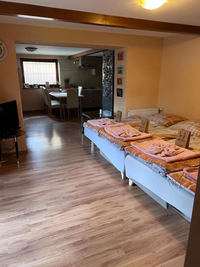 Apartament Dafinka Bańska Bystrzyca Zewnętrze zdjęcie